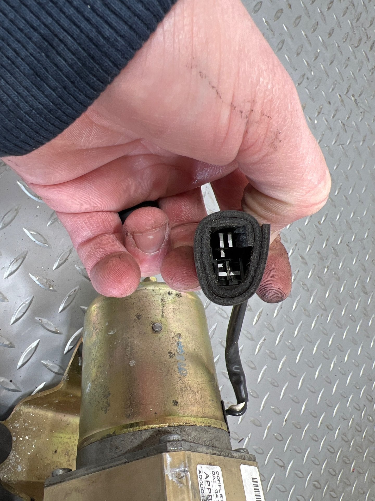 2002 ASTON- Conv Lift Motor