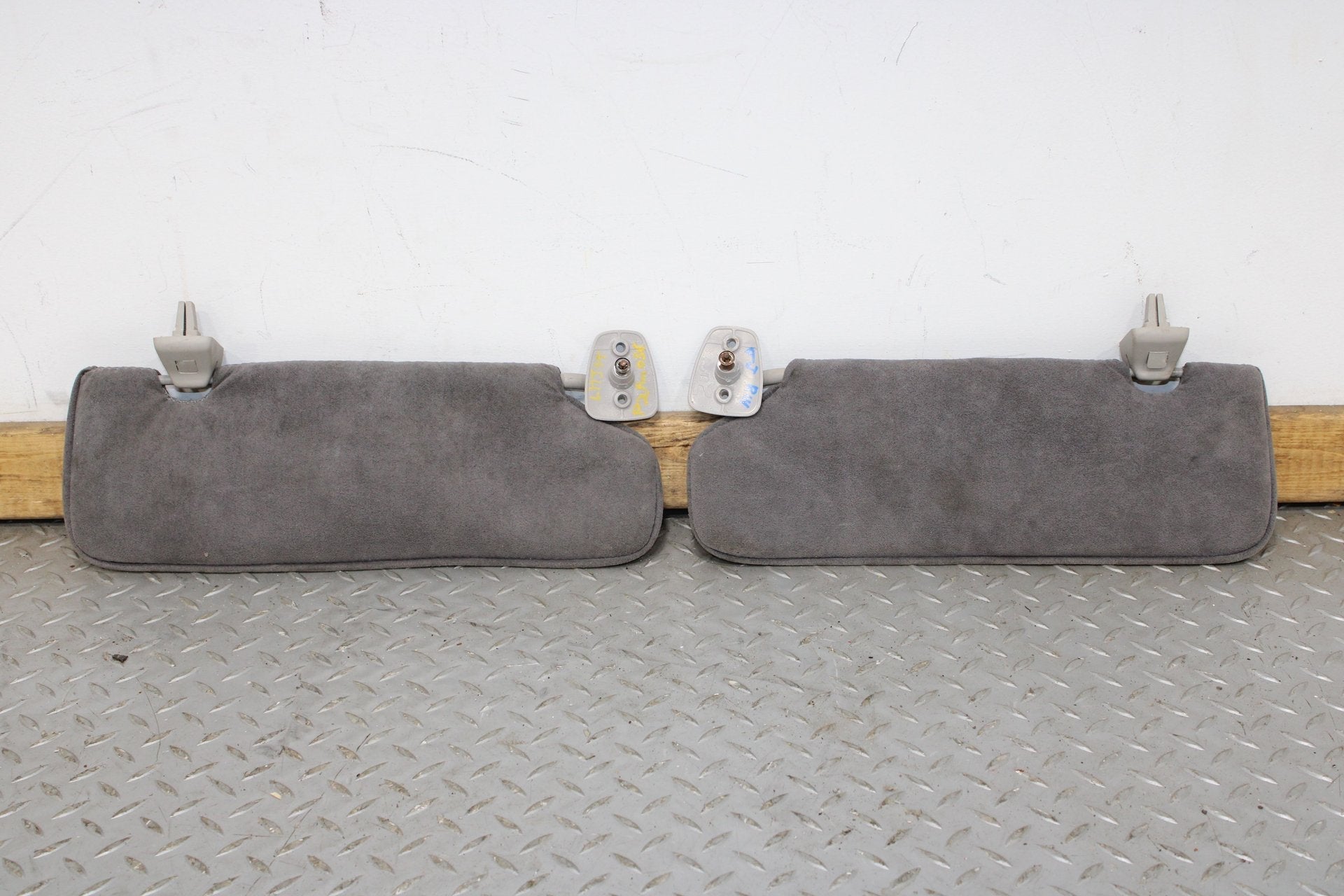 2002 ASTON- Sun Visor
