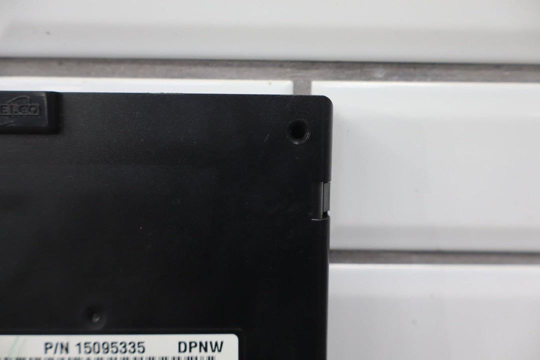 2002 Cadillac Escalade Body Control Module OEM 15095335