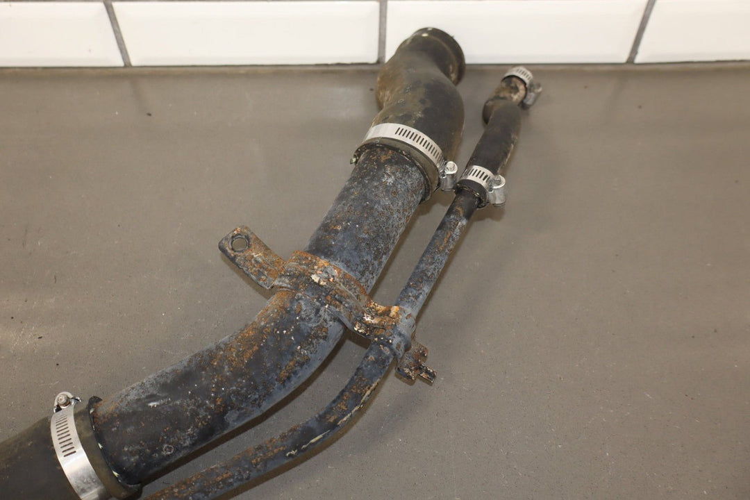 2002 Cadillac Escalade Fuel Filler Neck OEM 6.0L