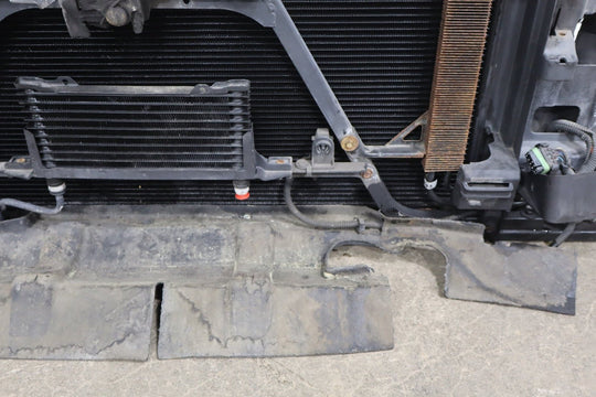 2002 Cadillac Escalade GMT800 6.0L Loaded Radiator Core Support