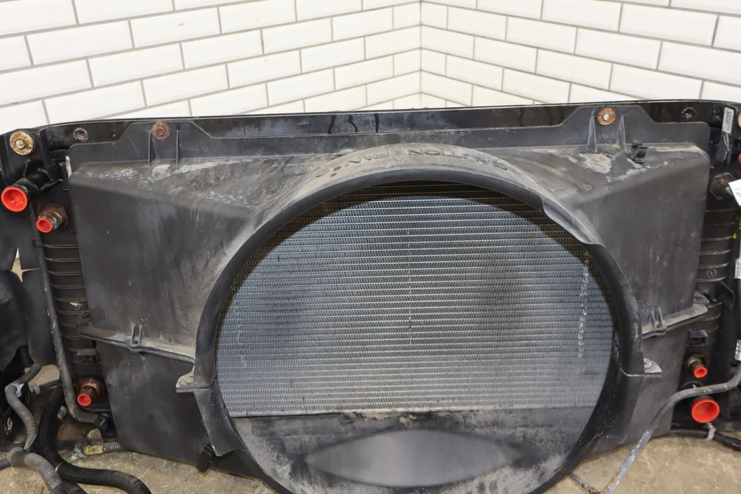 2002 Cadillac Escalade GMT800 6.0L Loaded Radiator Core Support