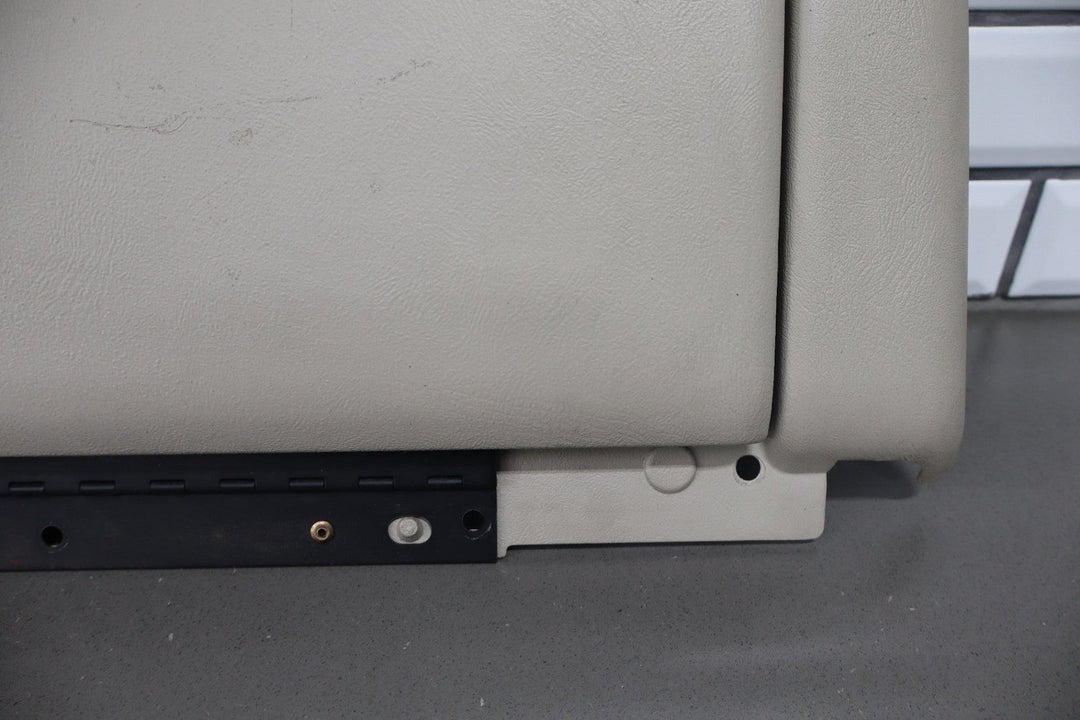 2002 Cadillac Escalade GMT800 Glove Box Shale 152 with Surround Panel