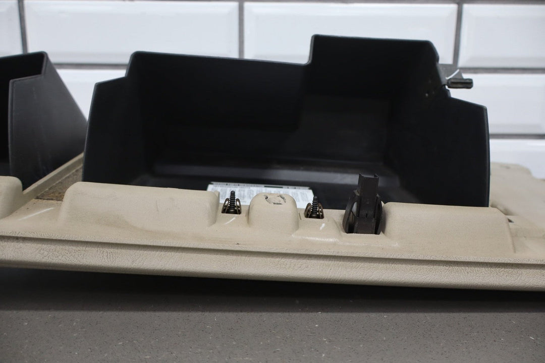 2002 Cadillac Escalade GMT800 Glove Box Shale 152 with Surround Panel