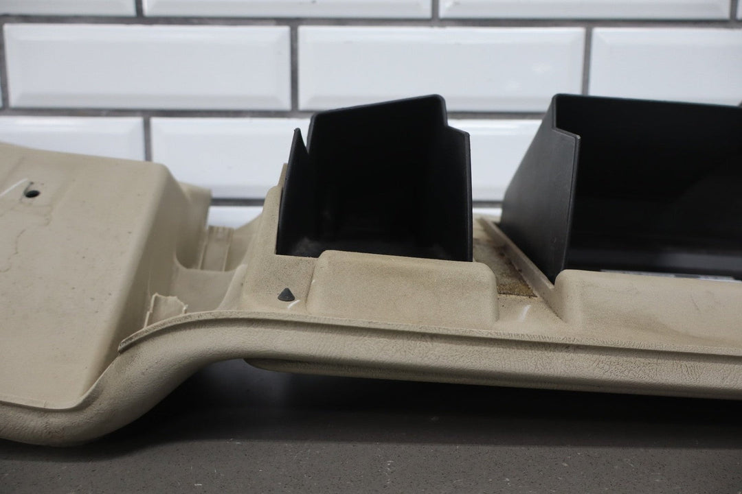 2002 Cadillac Escalade GMT800 Glove Box Shale 152 with Surround Panel