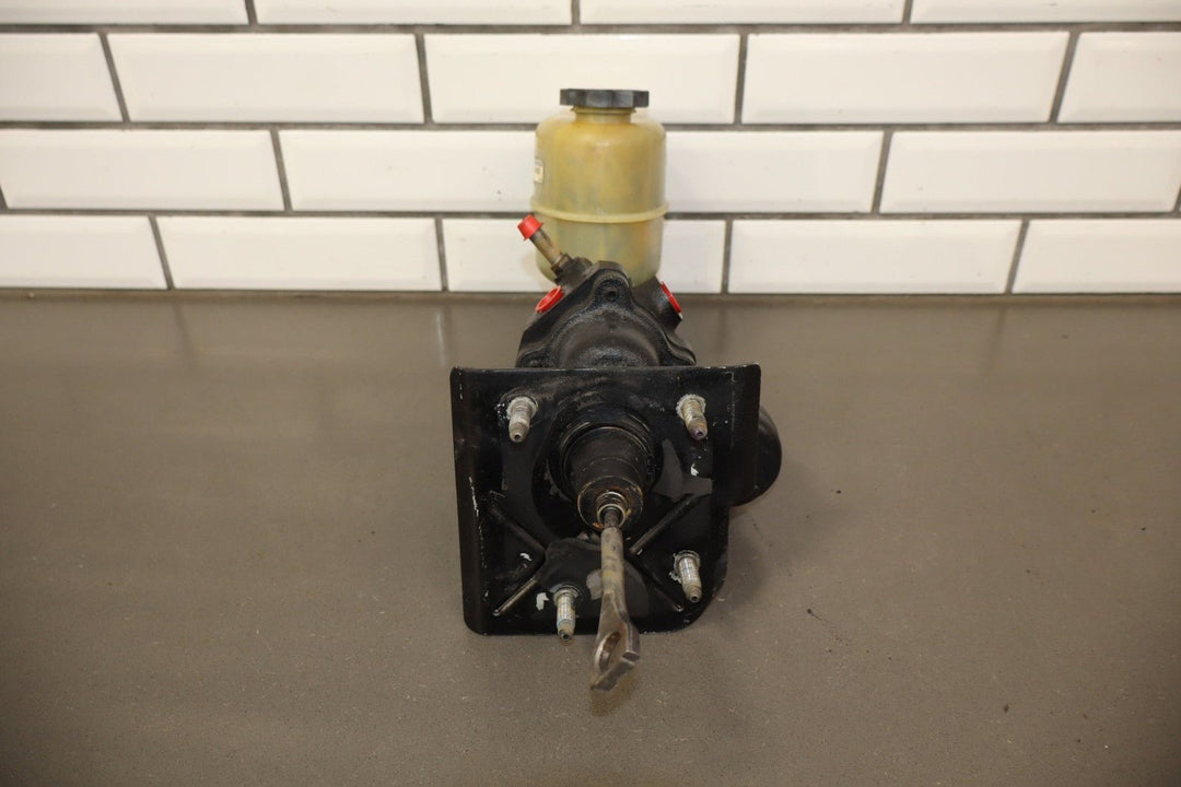 2002 Cadillac Escalade GMT800 Hydroboost Brake Booster OEM