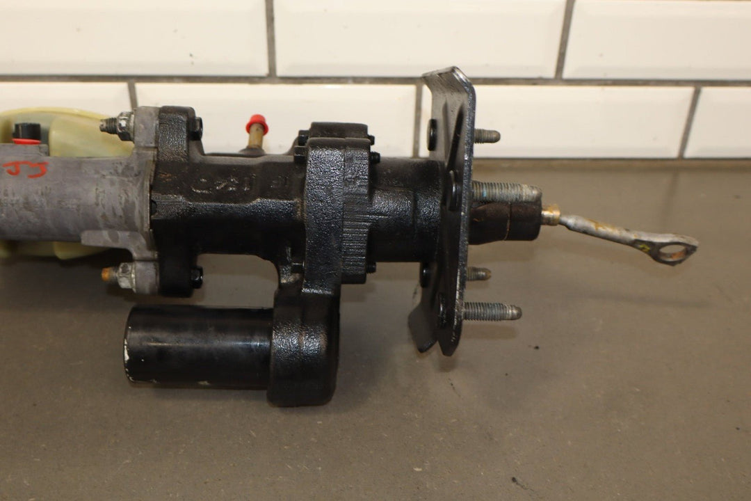 2002 Cadillac Escalade GMT800 Hydroboost Brake Booster OEM