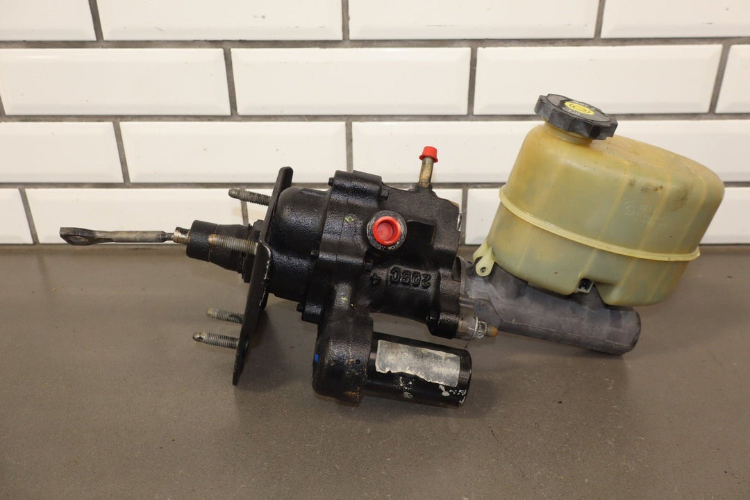 2002 Cadillac Escalade GMT800 Hydroboost Brake Booster OEM