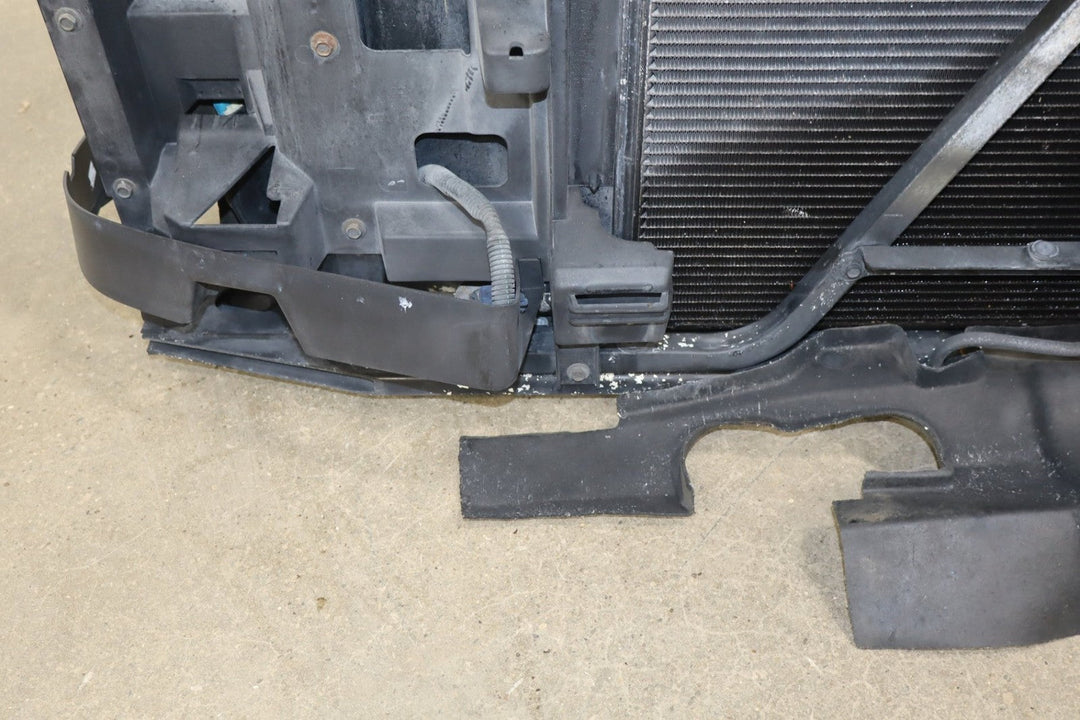 2002 Cadillac Escalade GMT800 Loaded Radiator Core Support