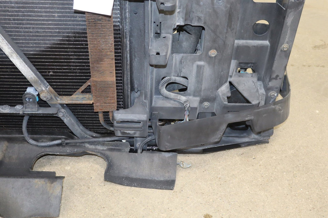 2002 Cadillac Escalade GMT800 Loaded Radiator Core Support