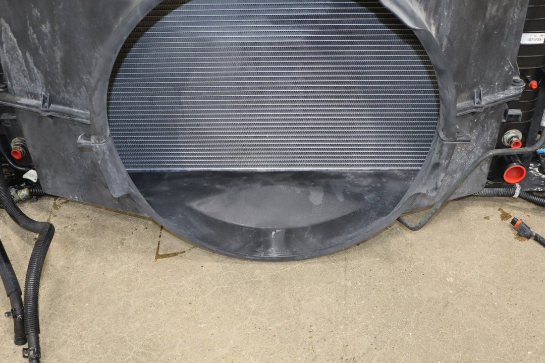 2002 Cadillac Escalade GMT800 Loaded Radiator Core Support