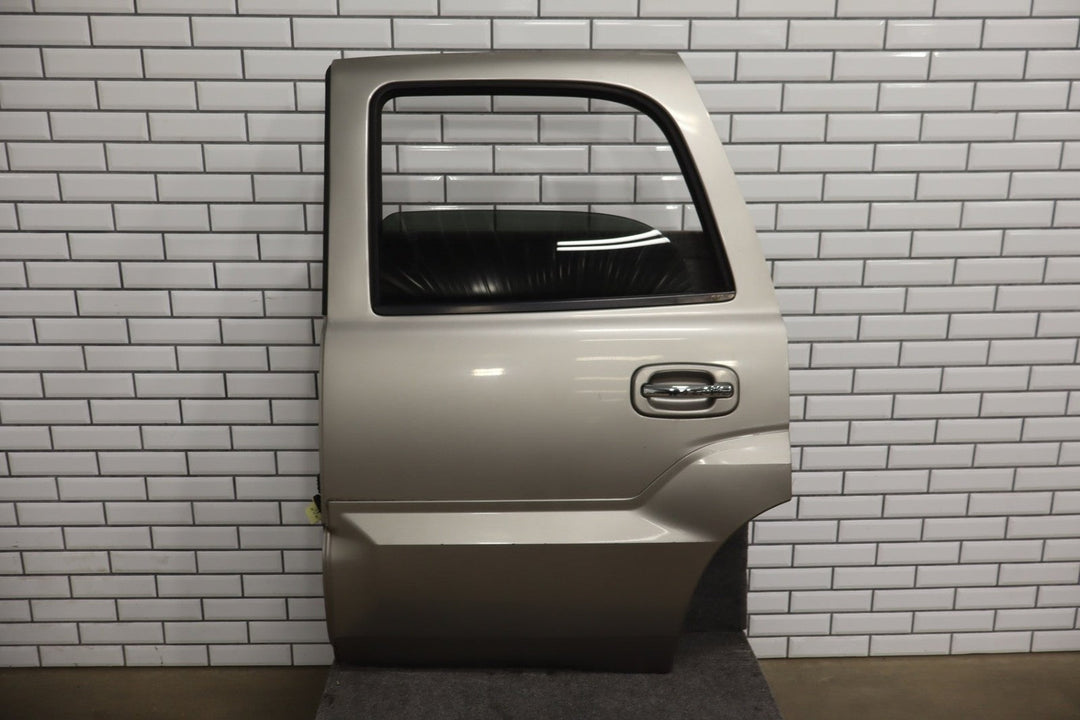 2002 Cadillac Escalade Left Rear Door Pewter Metallic ( 11U )