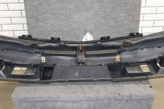 2002 Cadillac Escalade Luxury Front Bumper Pewter Metallic 11U
