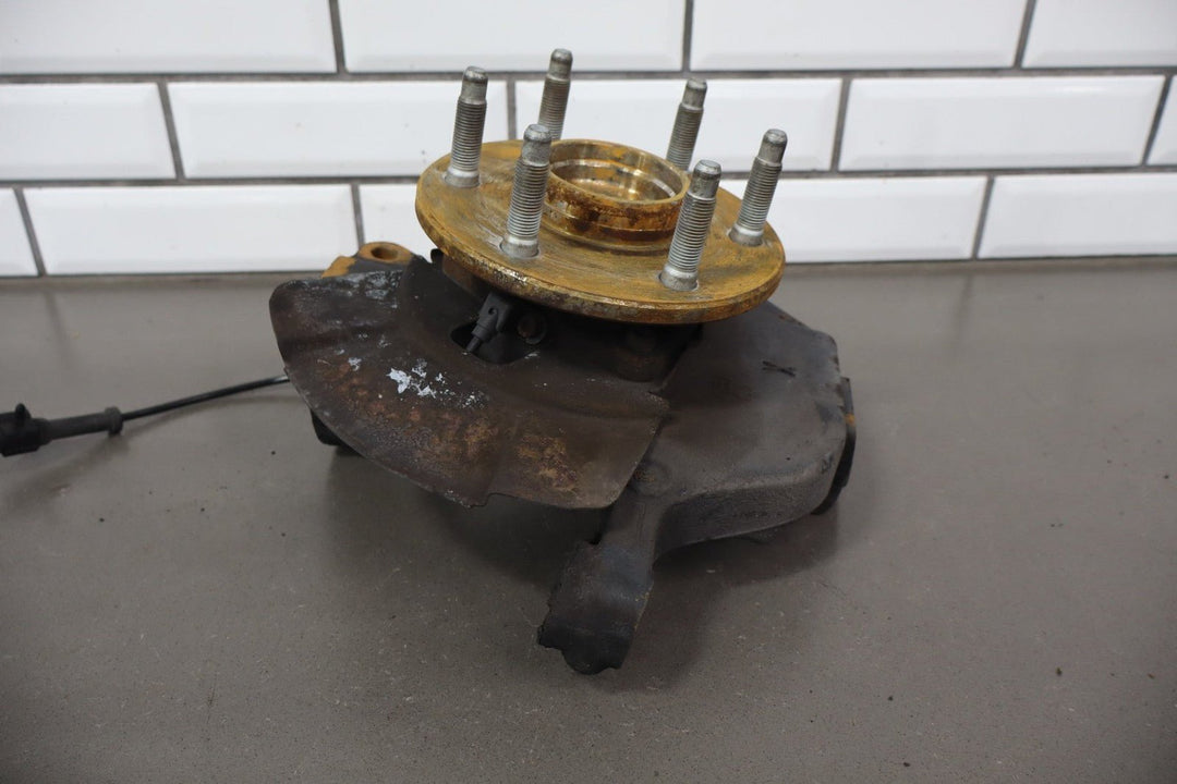 2002 Cadillac Escalade Luxury Left Front Spindle