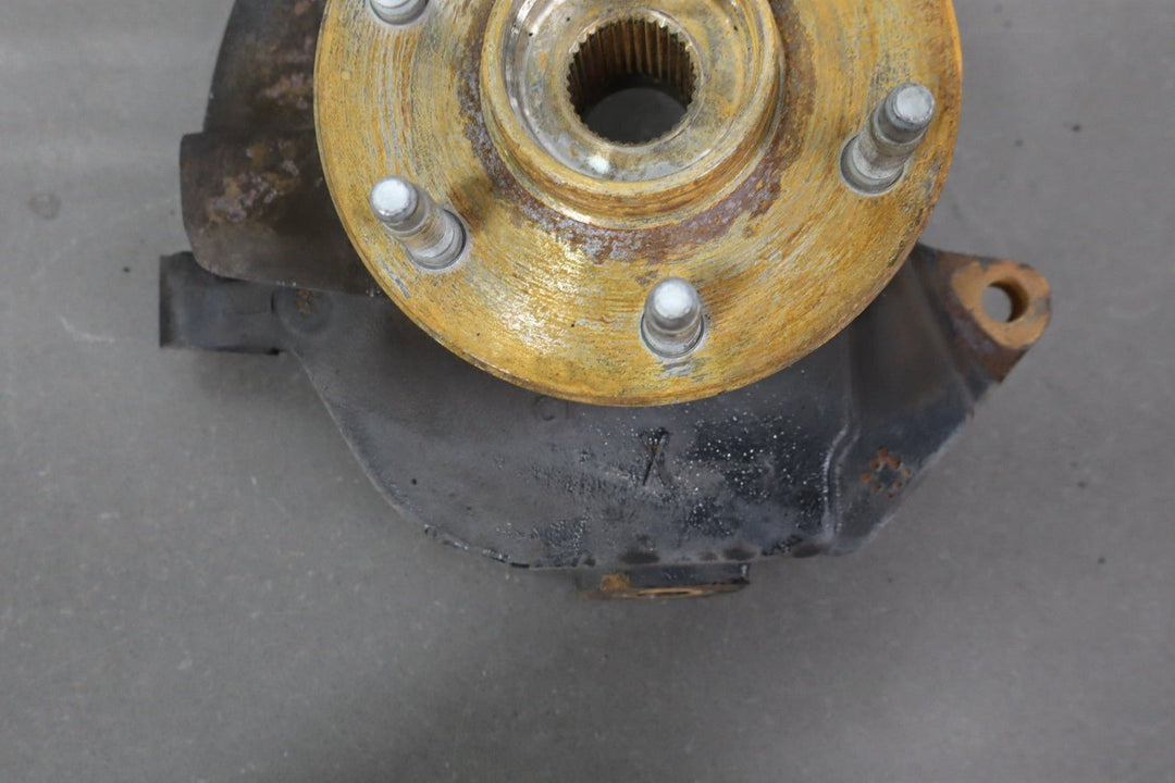 2002 Cadillac Escalade Luxury Left Front Spindle