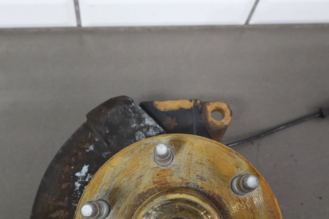 2002 Cadillac Escalade Luxury Left Front Spindle