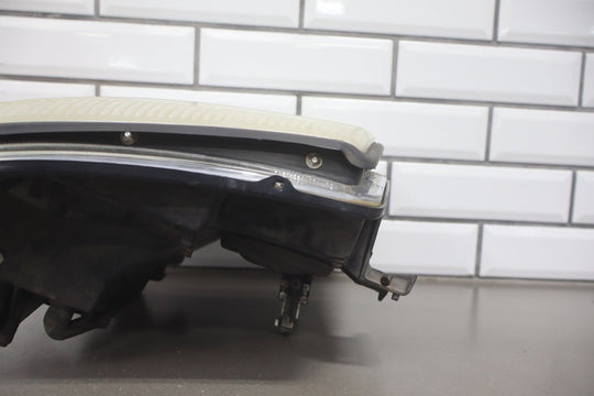 2002 Cadillac Escalade Luxury Left Headlamp 15181851 Halogen