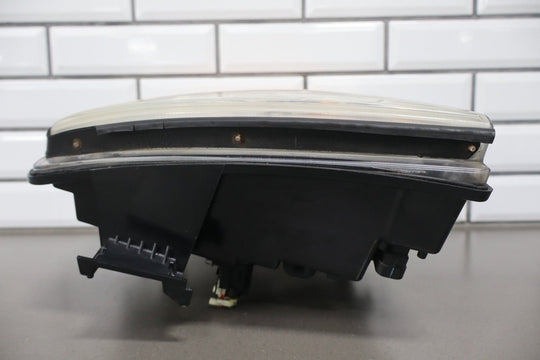 2002 Cadillac Escalade Luxury Left Headlamp Halogen 15181851 OEM