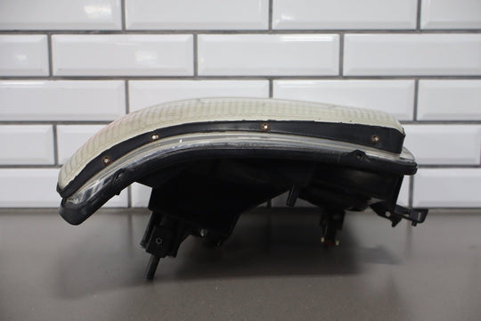 2002 Cadillac Escalade Luxury Left Headlamp Halogen 15181851 OEM