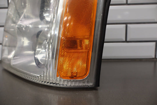 2002 Cadillac Escalade Luxury Left Headlamp Halogen 15181851 OEM