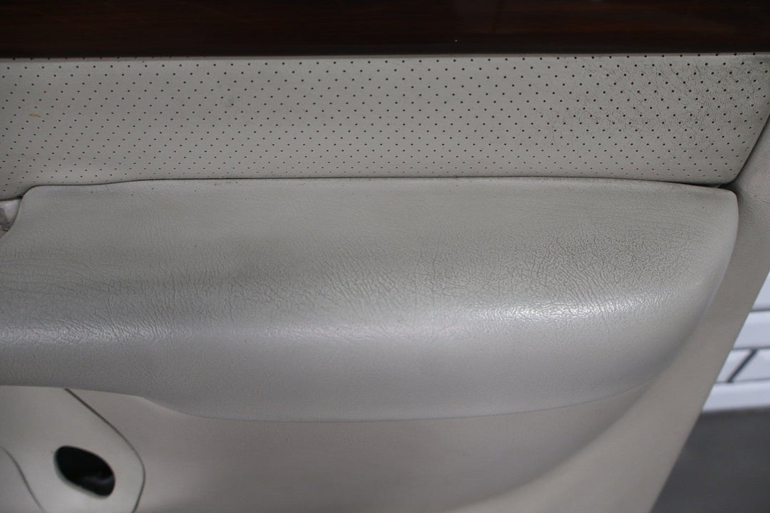 2002 Cadillac Escalade Luxury Right Front Door Trim Panel Shale 152