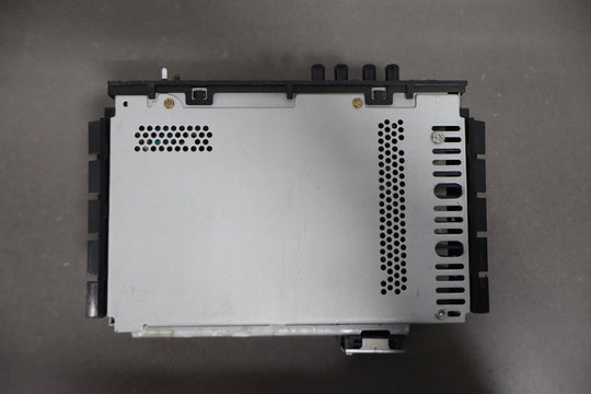 2002 Cadillac Escalade Radio AM/FM Cassette 15073127 OEM