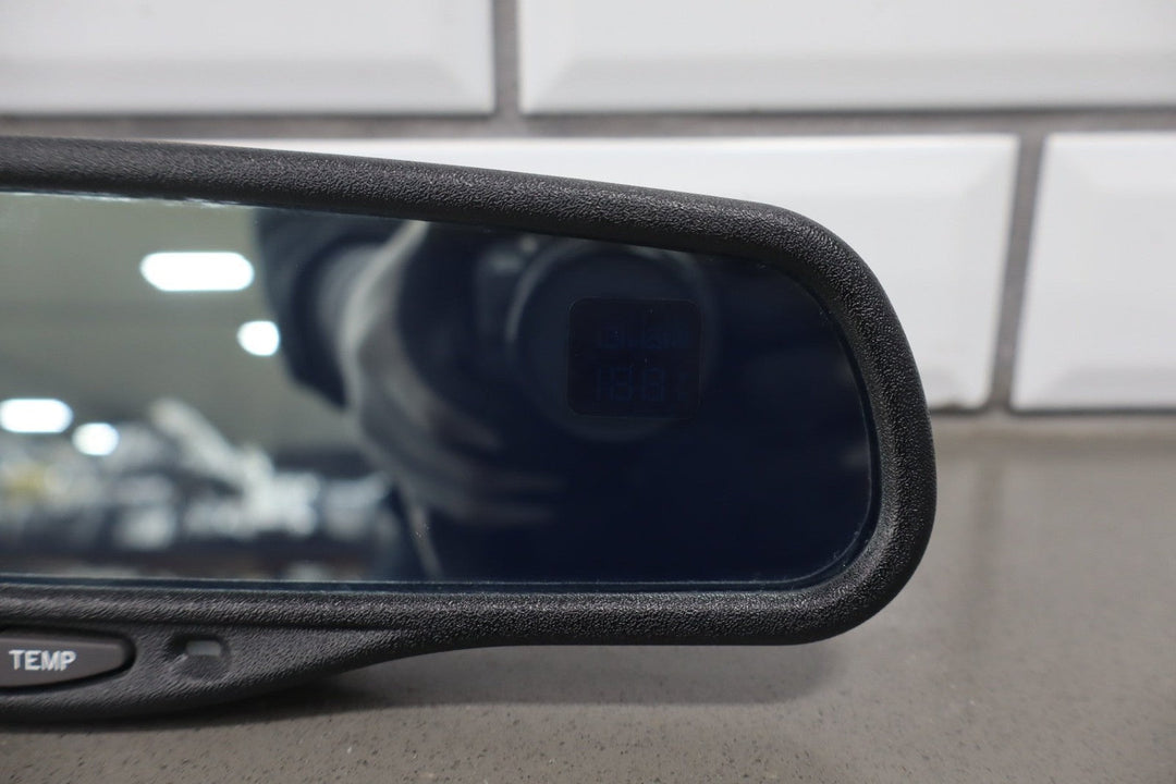 2002 Cadillac Escalade Rear View Mirror OEM Auto Dimming