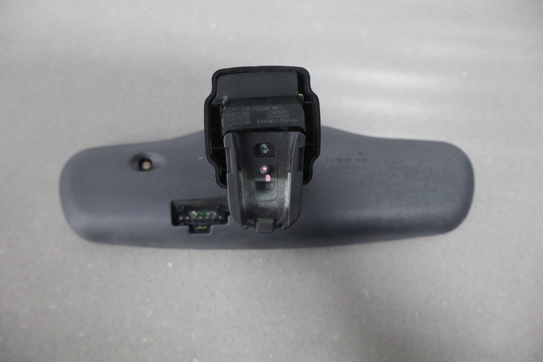 2002 Cadillac Escalade Rear View Mirror OEM Auto Dimming