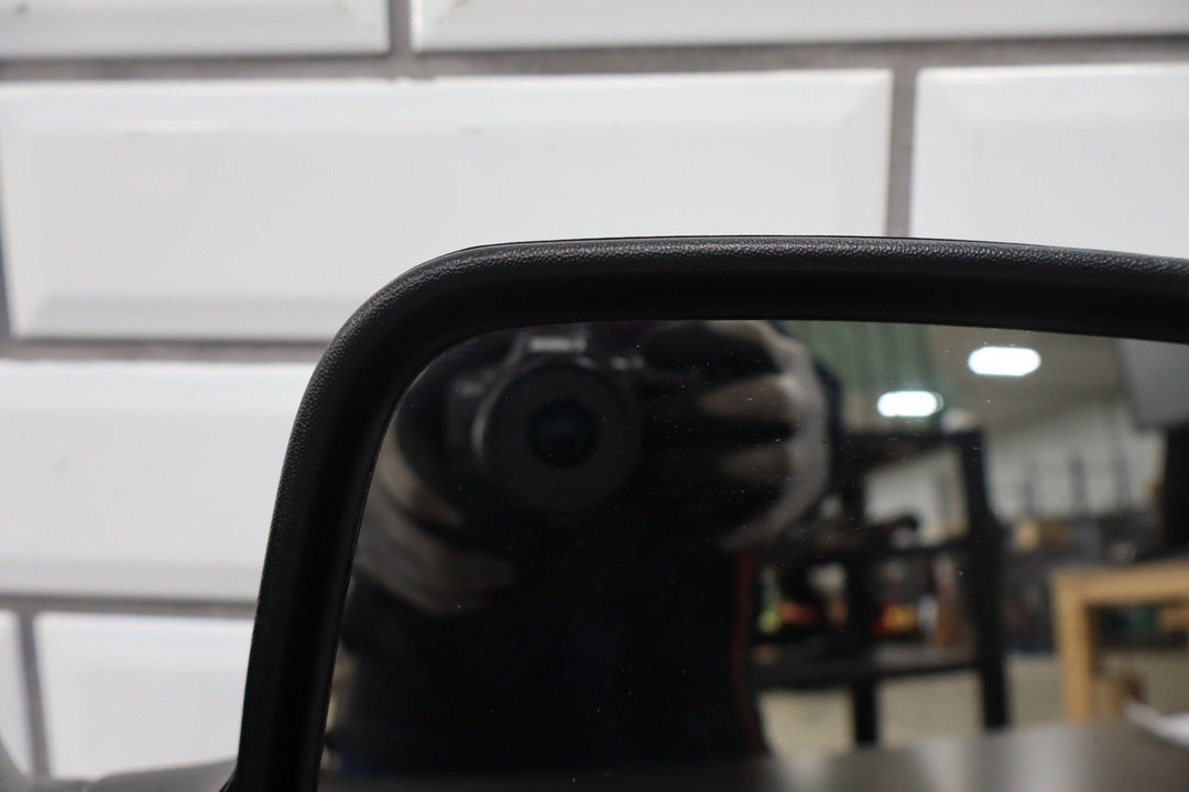 2002 Cadillac Escalade Right Door Mirror Pewter Metallic 11U