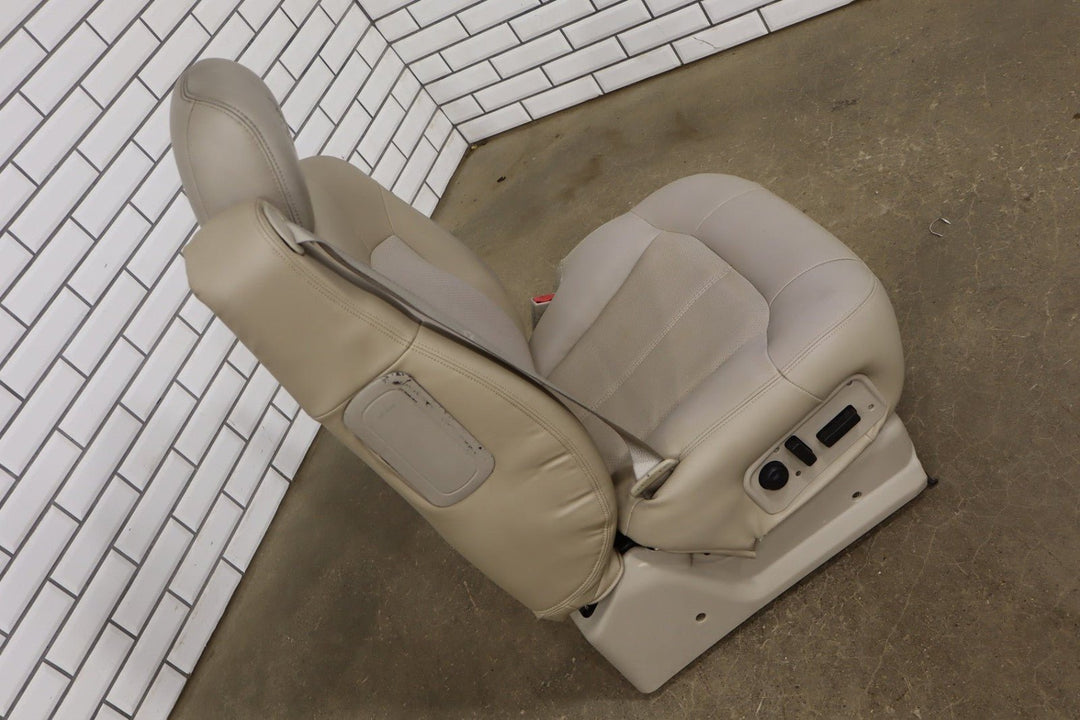 2002 Cadillac Escalade Right Front Seat Leather Shale 152