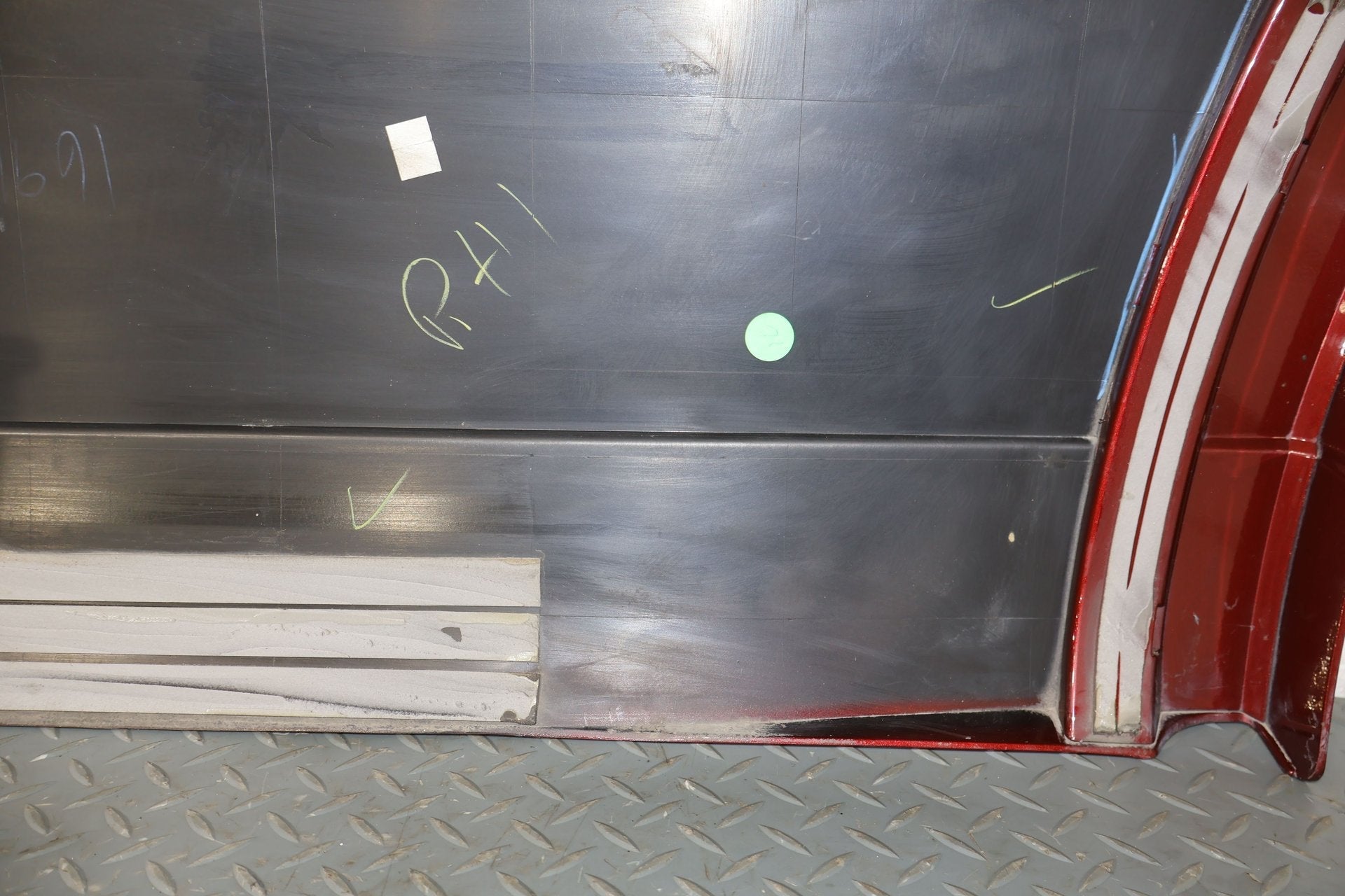 2002 Cadillac Escalade- Right Rear Door Molding
