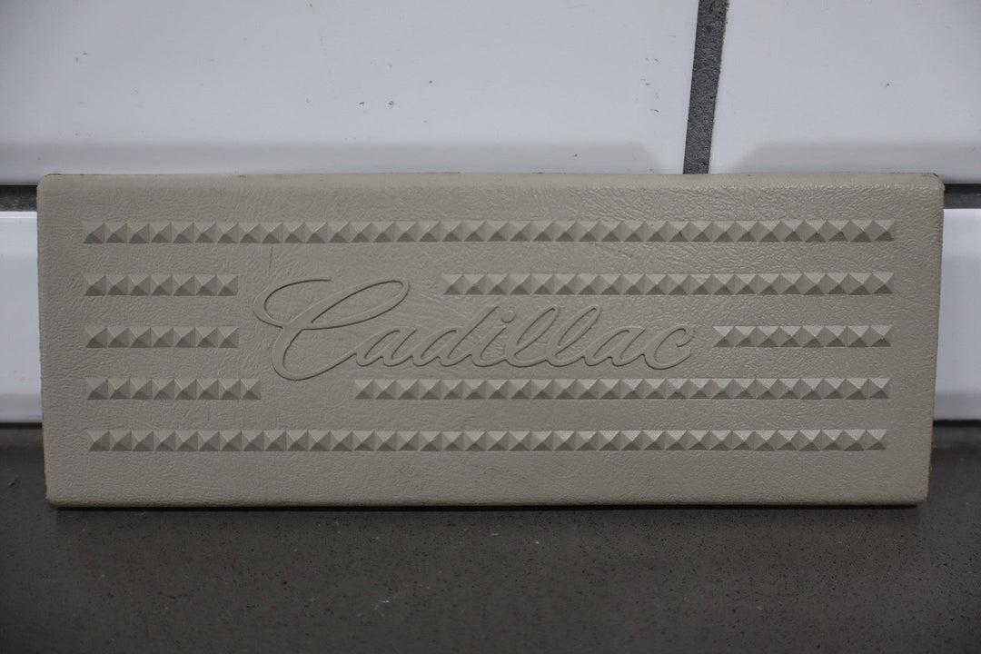 2002 Cadillac Escalade Sill Plates Set (4) OEM Shale GMT800