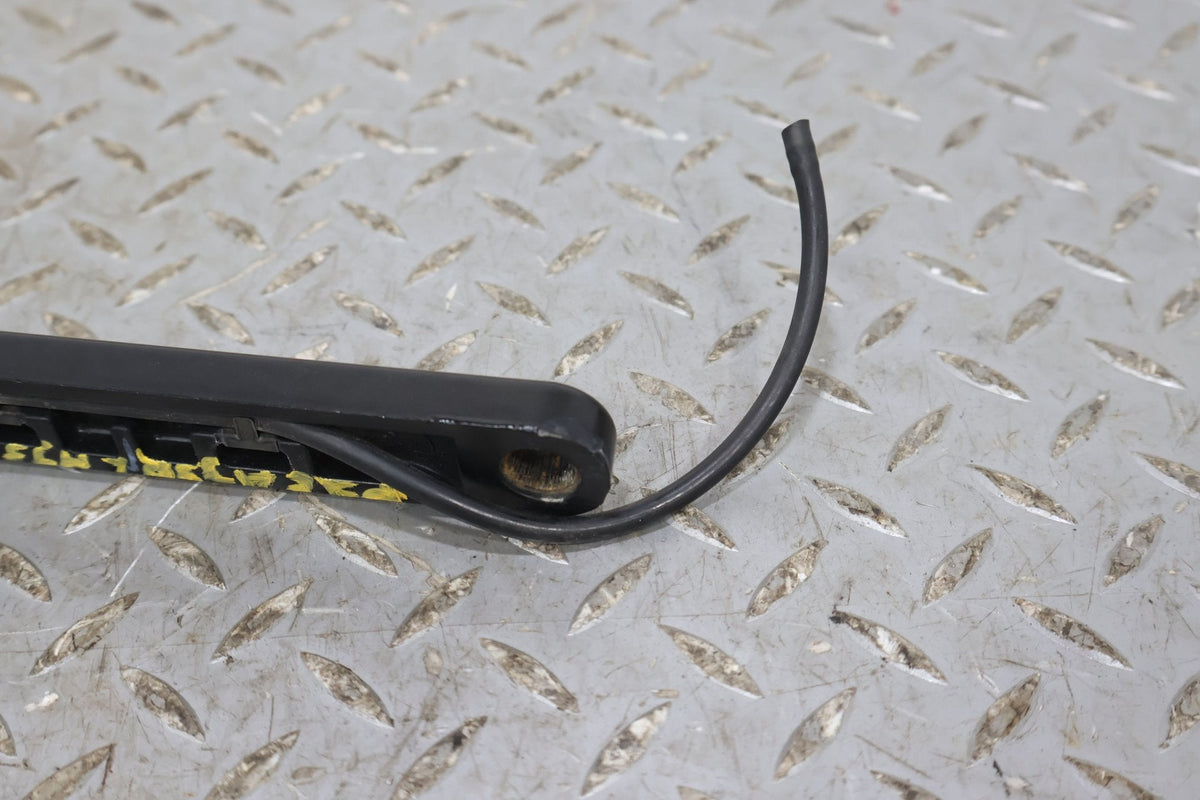 2002 Cadillac Escalade- Wiper Arm