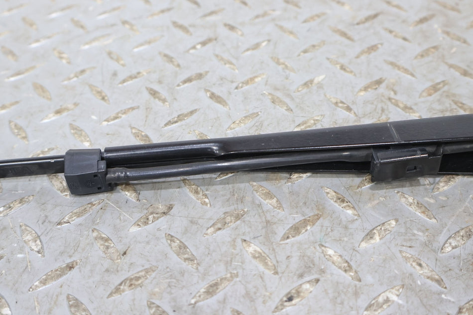2002 Cadillac Escalade- Wiper Arm