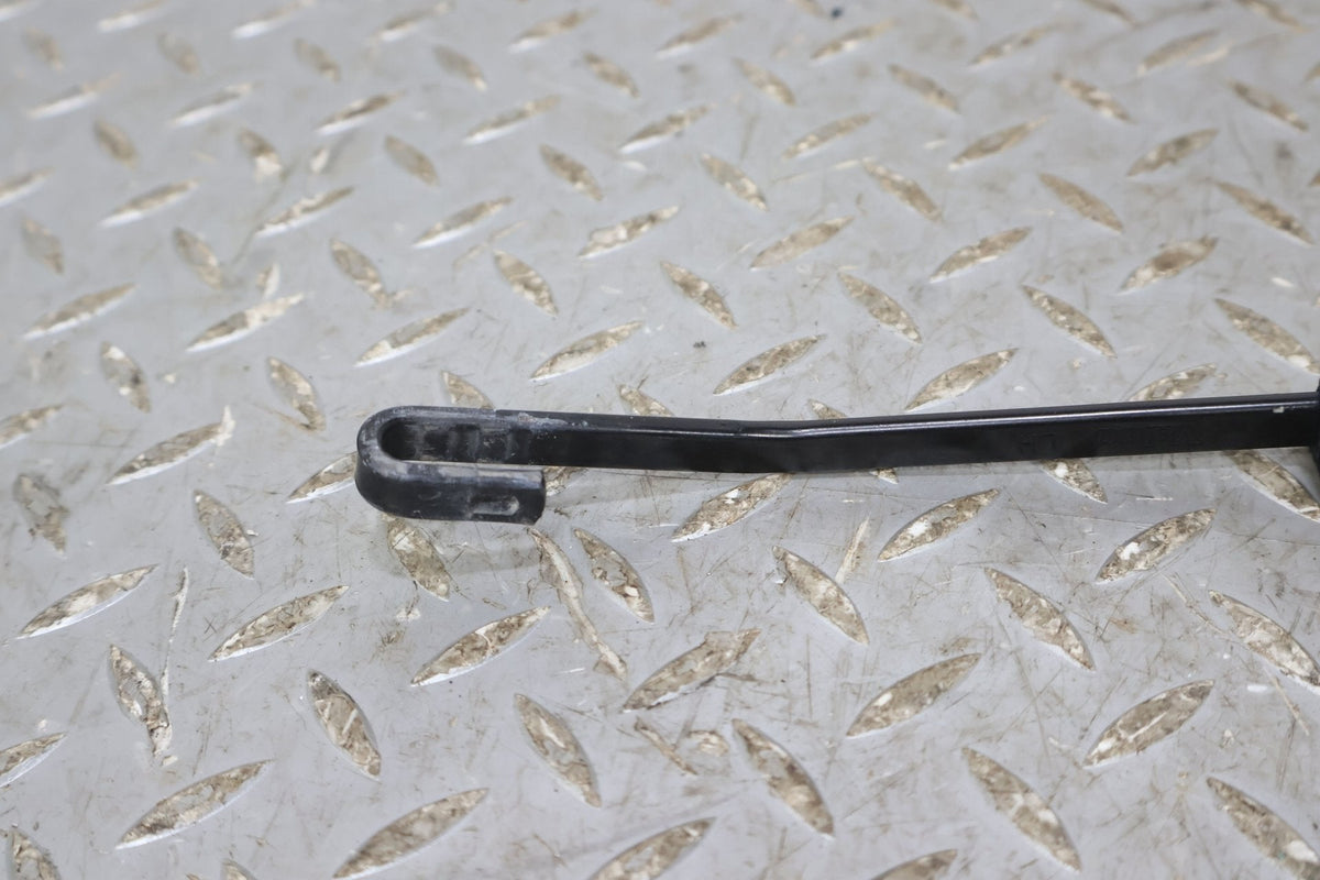 2002 Cadillac Escalade- Wiper Arm