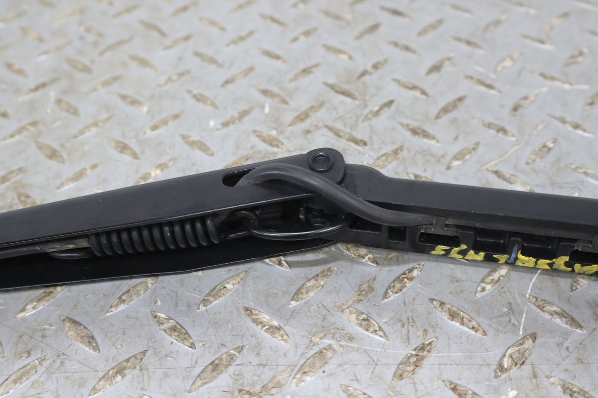 2002 Cadillac Escalade- Wiper Arm