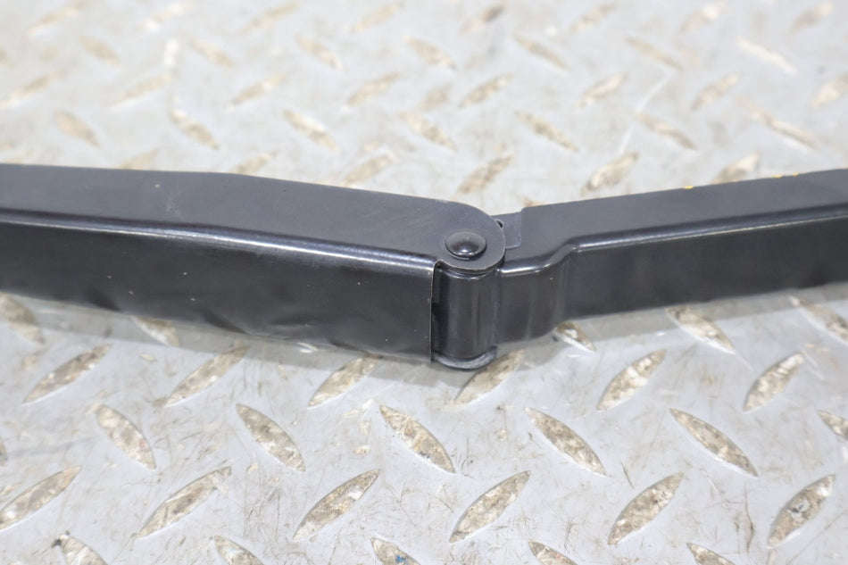 2002 Cadillac Escalade- Wiper Arm