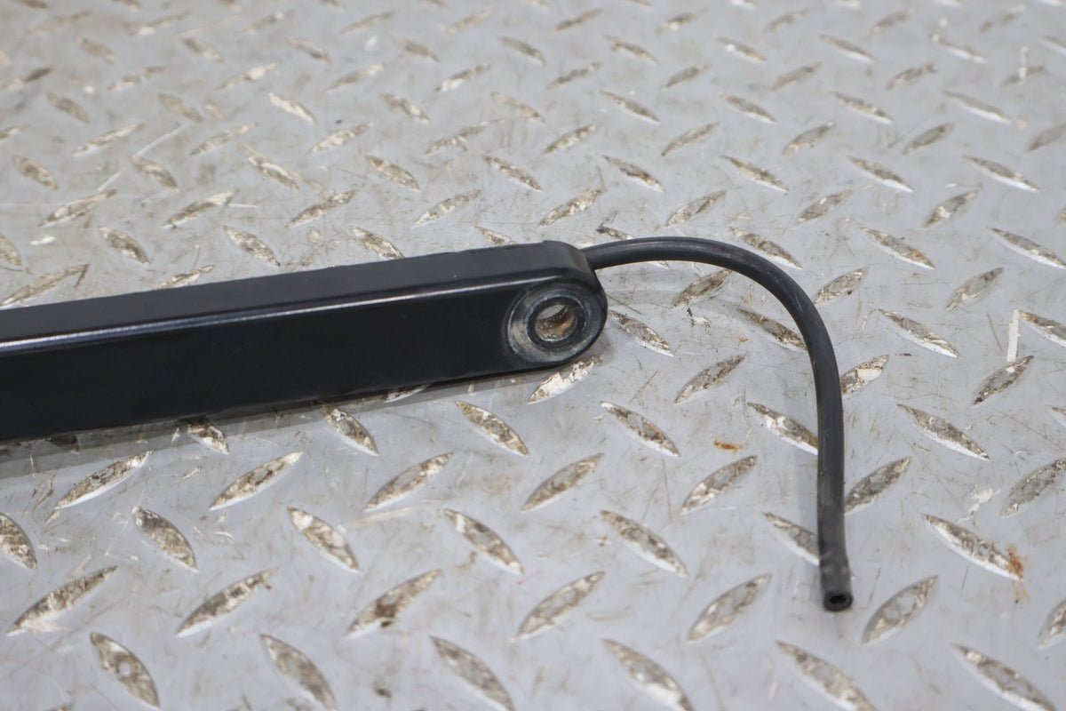 2002 Cadillac Escalade- Wiper Arm