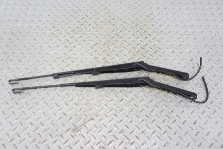2002 Cadillac Escalade- Wiper Arm