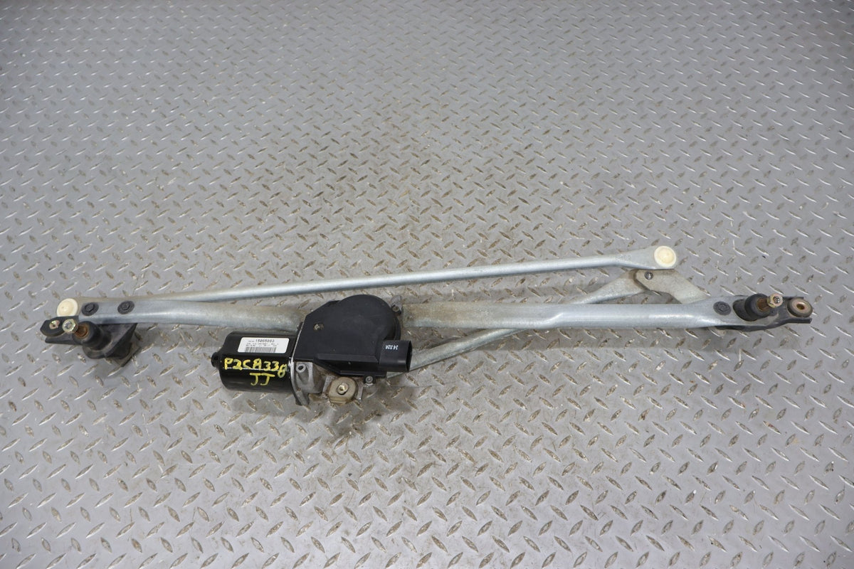 2002 Cadillac Escalade- Wiper Linkage
