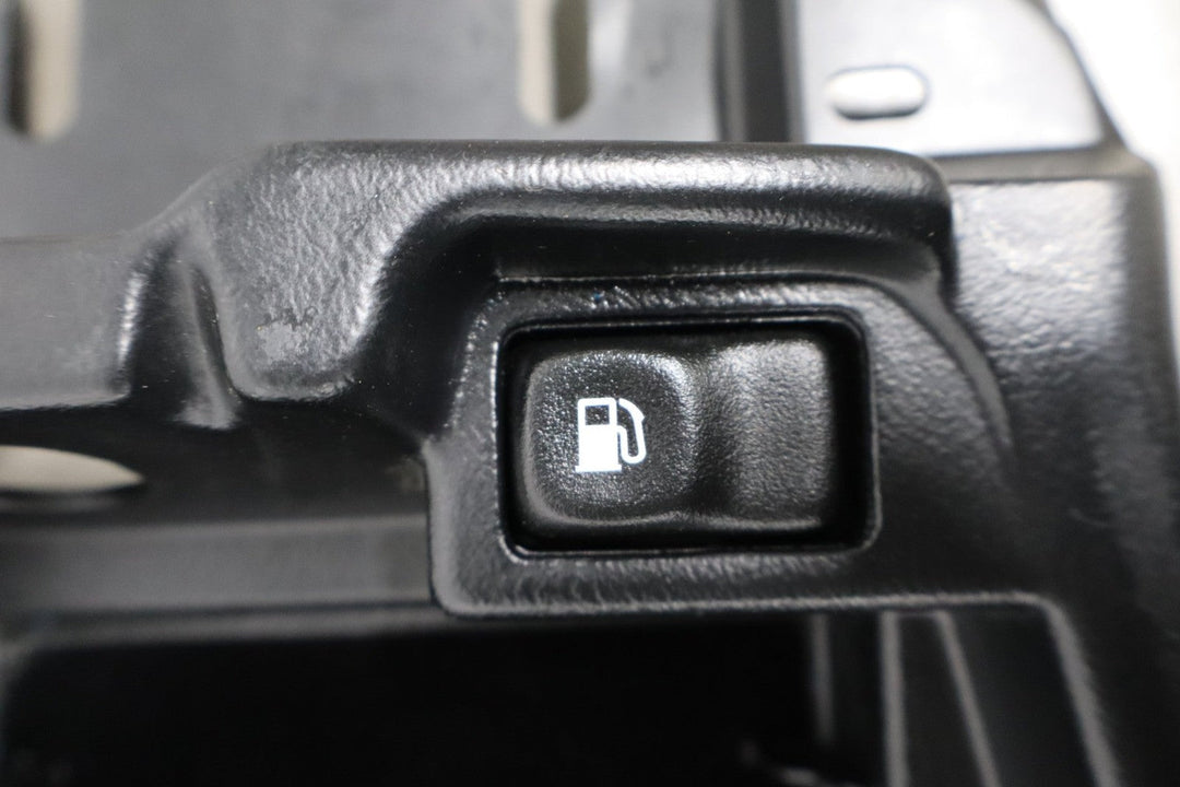 2002 Chevrolet Corvette Center Front Console W/O Lid