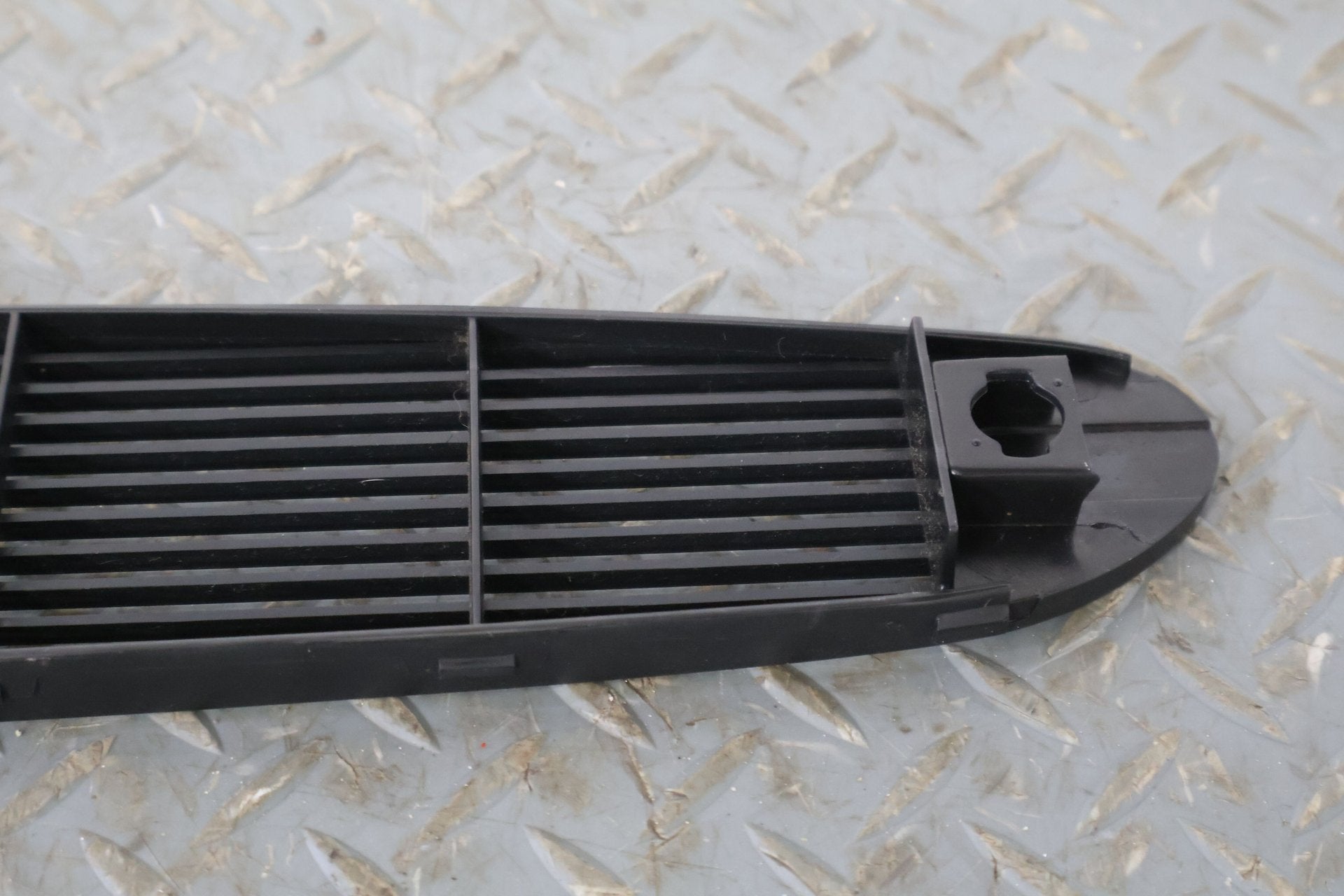 2002 Chevrolet Corvette- Dash Vent