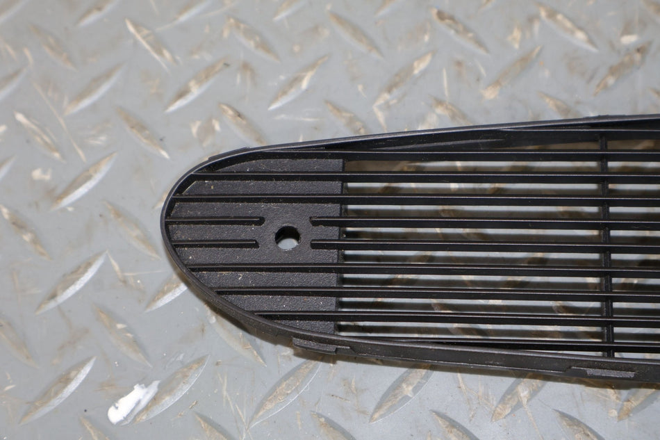 2002 Chevrolet Corvette- Dash Vent
