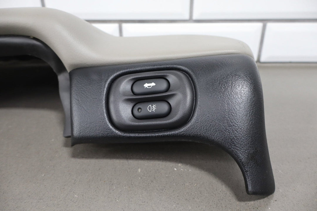 2002 Chevrolet Corvette Knee Pad