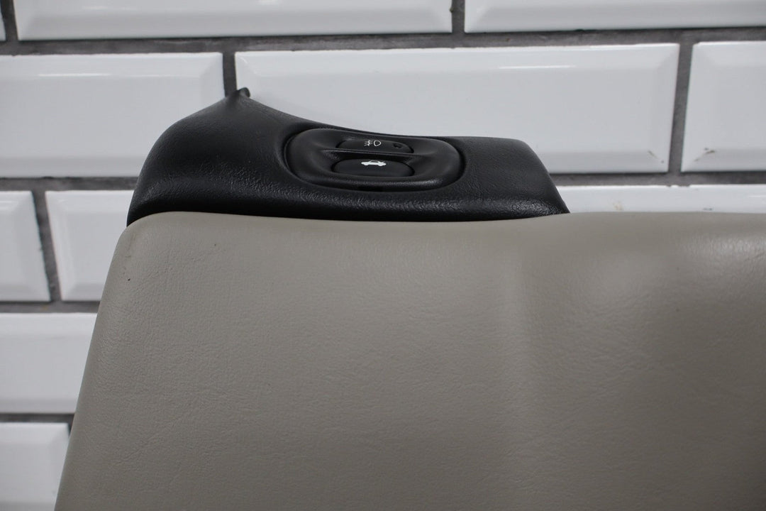 2002 Chevrolet Corvette Knee Pad