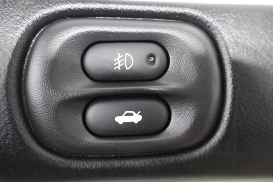 2002 Chevrolet Corvette Knee Pad