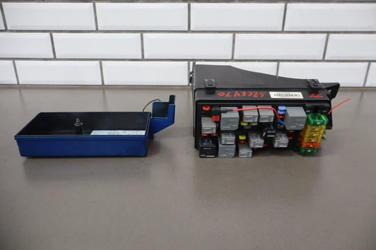 2002 Chevrolet Corvette L Engine Fuse Box