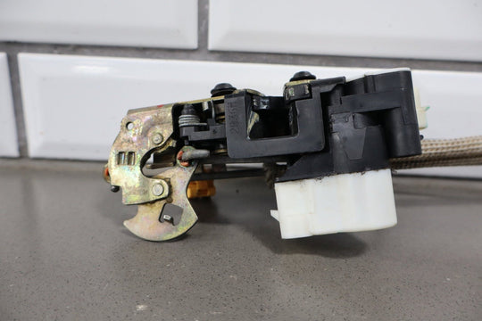 2002 Chevrolet Corvette Left Front Door Latch