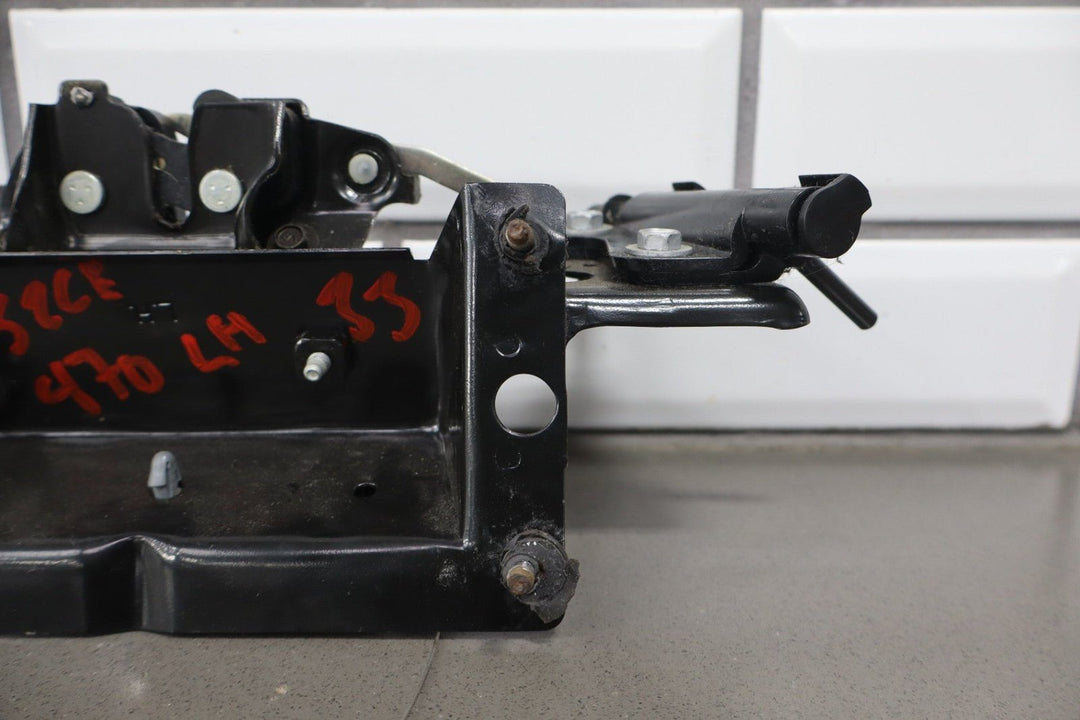 2002 Chevrolet Corvette Lid Latch Pair