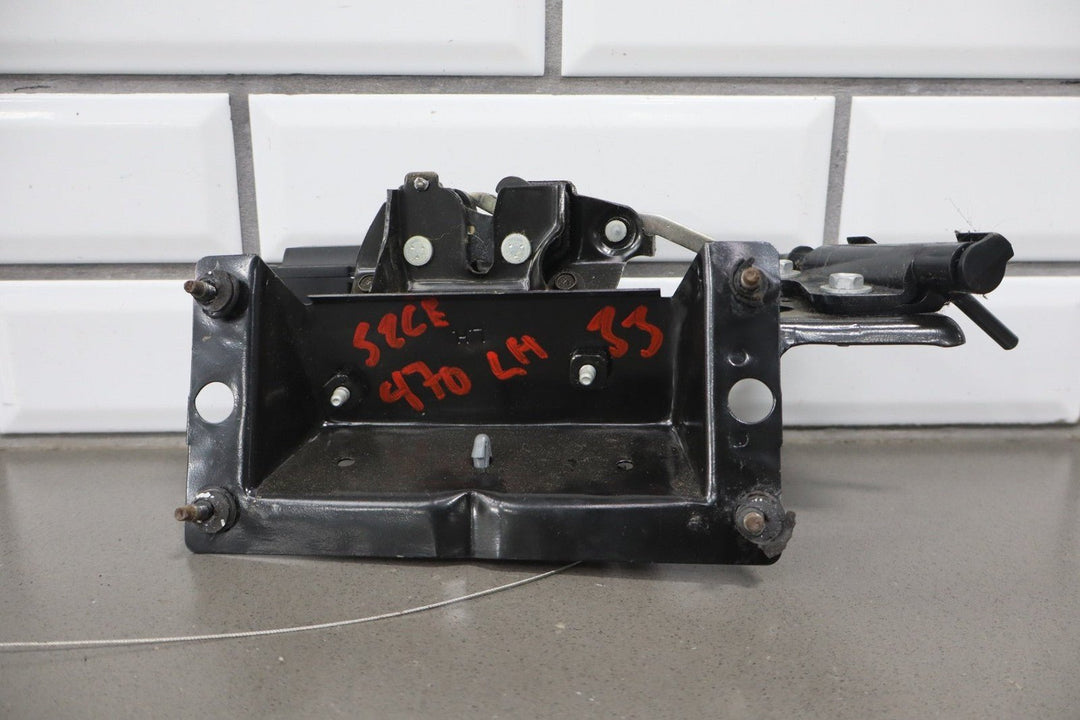 2002 Chevrolet Corvette Lid Latch Pair